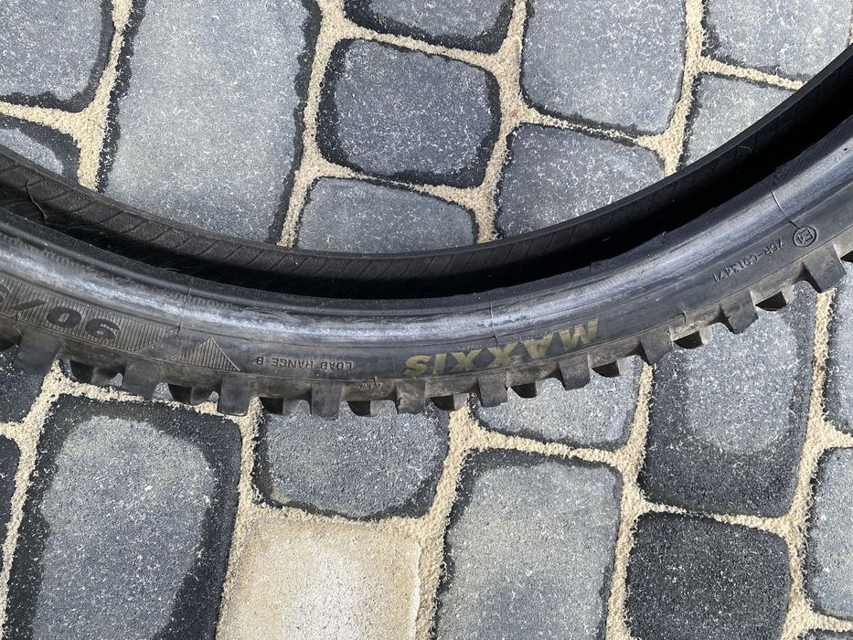 Продам ендуро резину