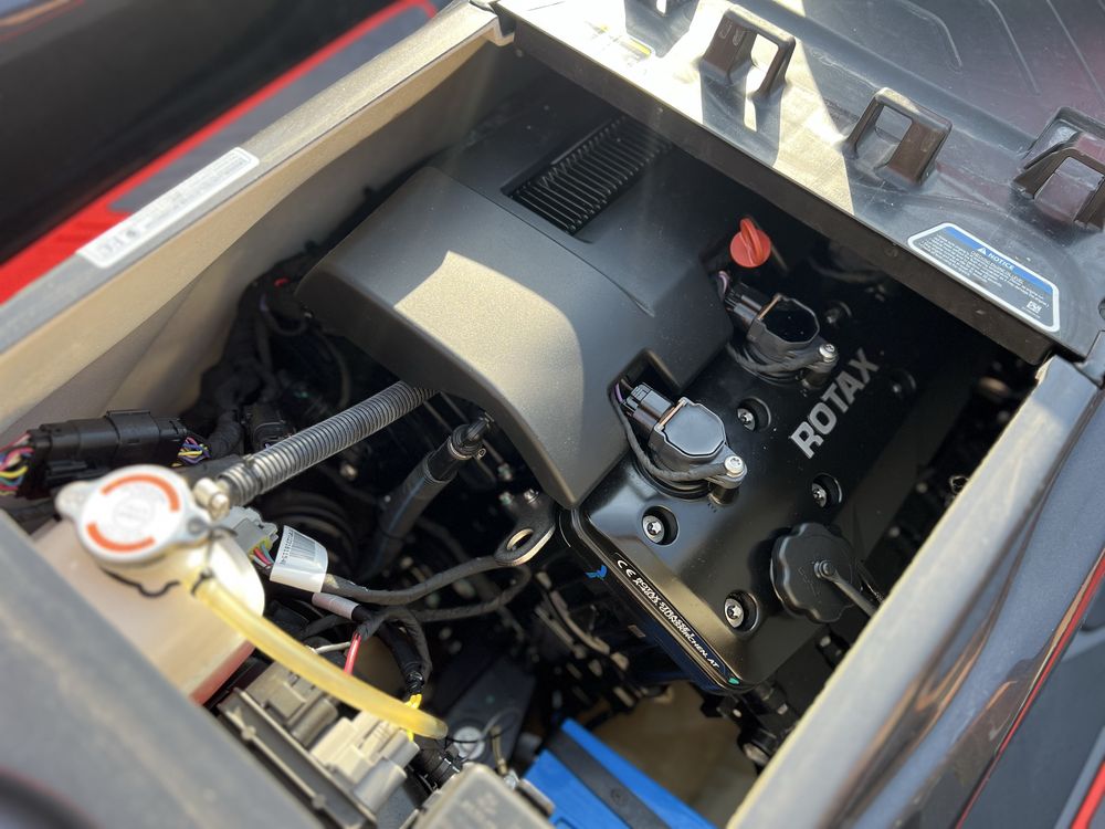 Skuter Wodny Sea doo Seadoo RXT300 Audio 80MTG 2019
