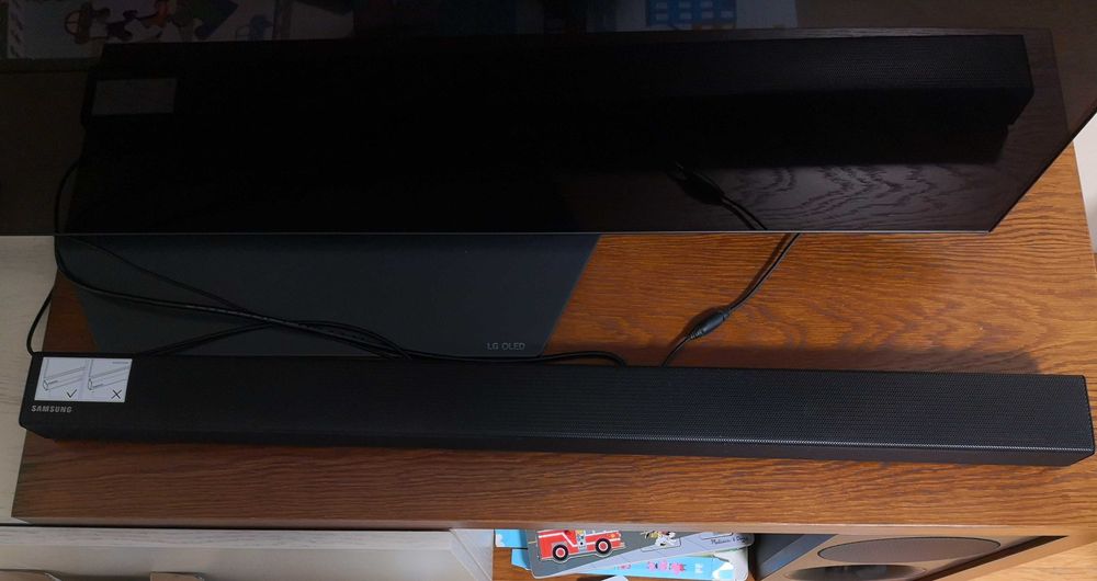 Samsung HW-M450 - Barra de som 2.1 canais 320 W DTS 2.0 Dolby digital
