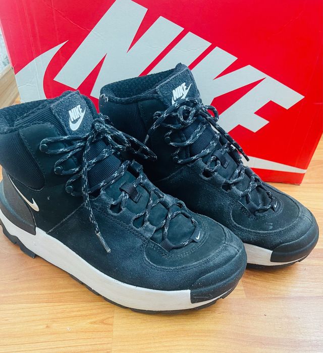 Ботінки чоботи черевики Nike 40р