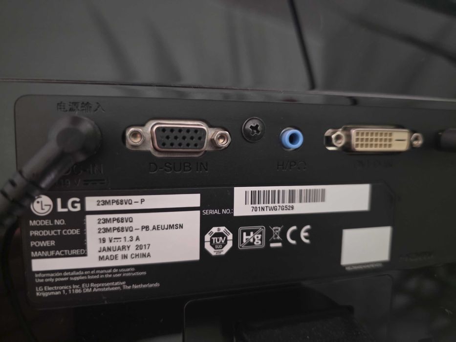 monitor LG 23MP68VQ-P czarny