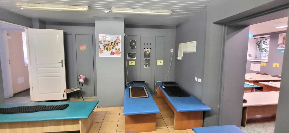 Продаж ЦОКОЛЬНОГО приміщення вул. Поштова буд. 27/29 центр АНГОЛЕНКА.