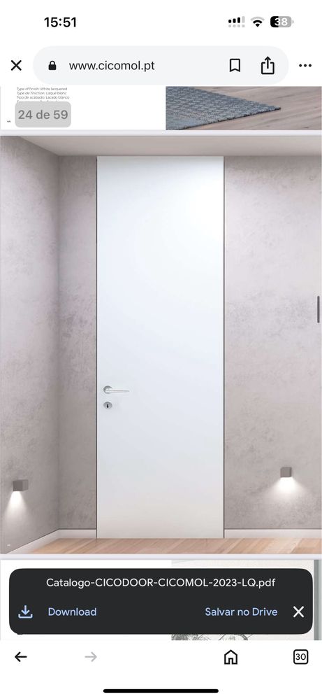 Vendo porta lacada nova .