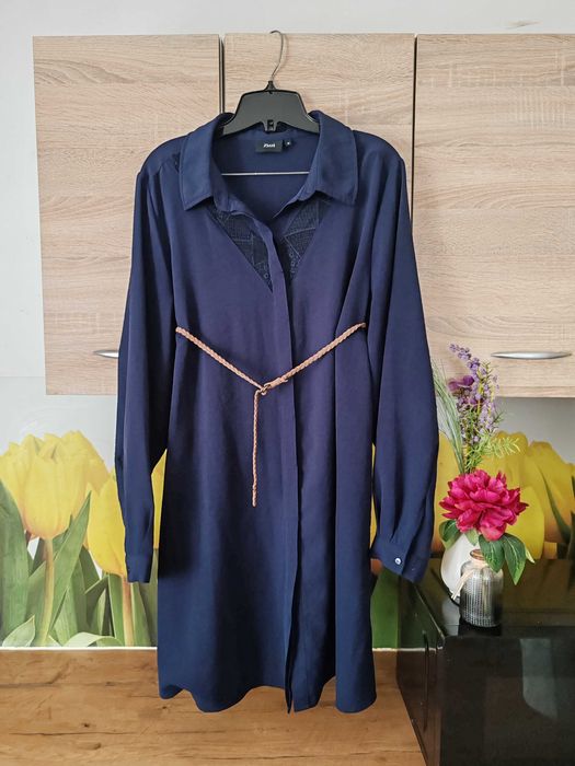 Wygodna koszulowa krótka  sukienka Zizzi rozmiar ok 48 poliester