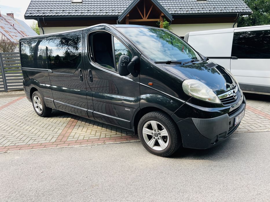 Opel VIVARO brygadówka 2.0 CDTI 2007 rok Long Renault Trafic