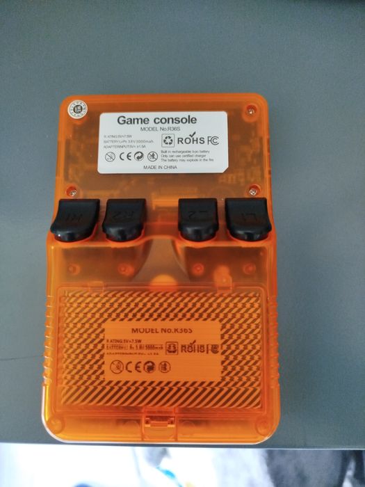 Consola R36S Retrocase