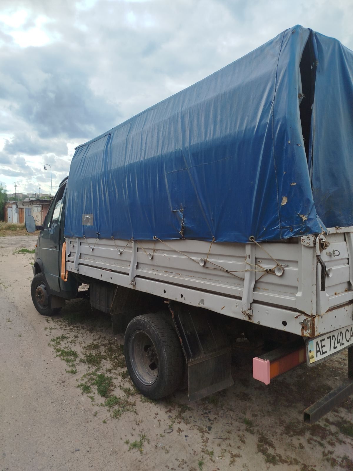 Продам газель на повному ходу