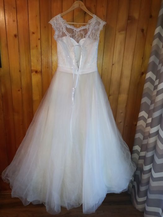 Suknia ślubna 38