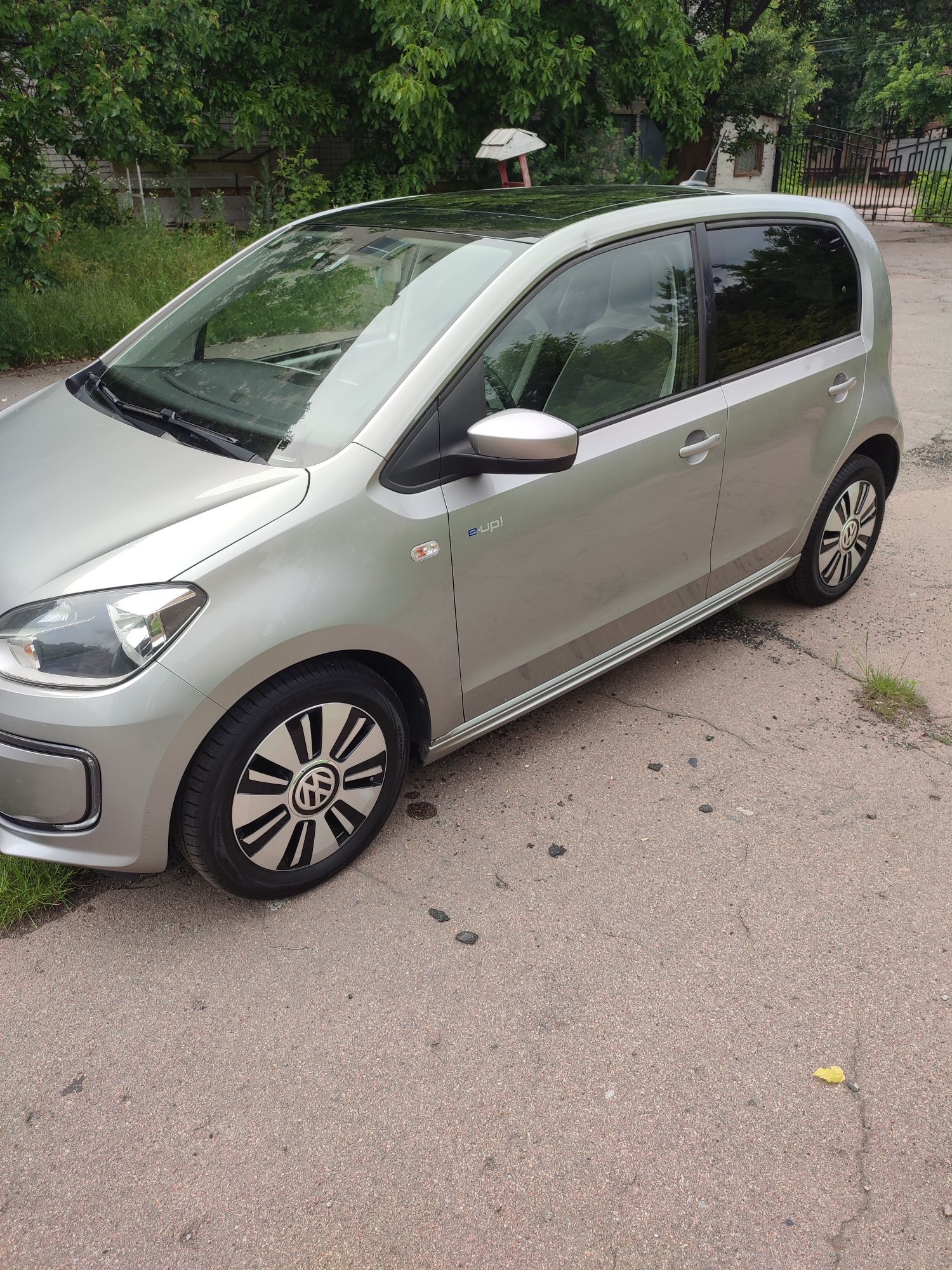 Продам Volkswagen E Up