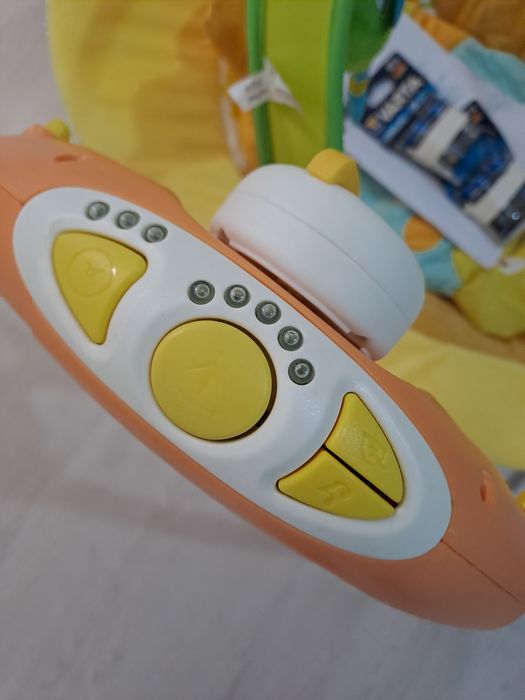 Baloiço a pilhas para bébé