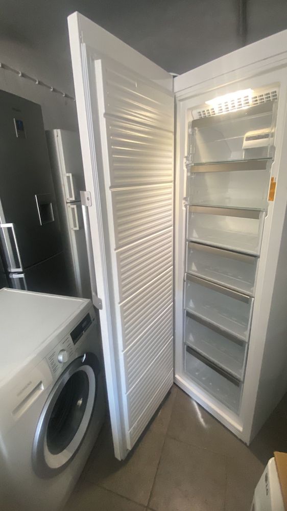 Arca Whirpool 7 gavetas