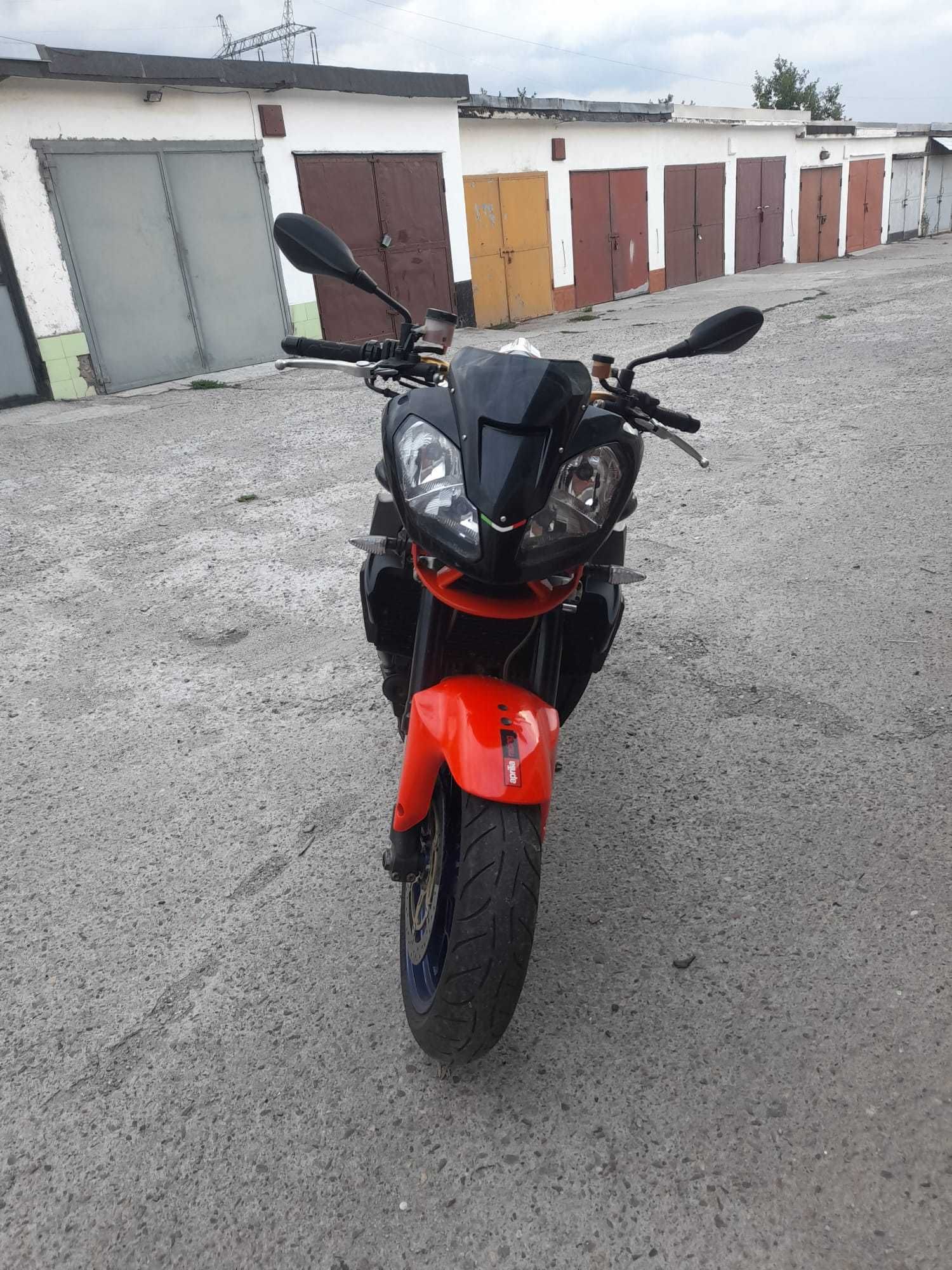 Motor Aprilia Tuono