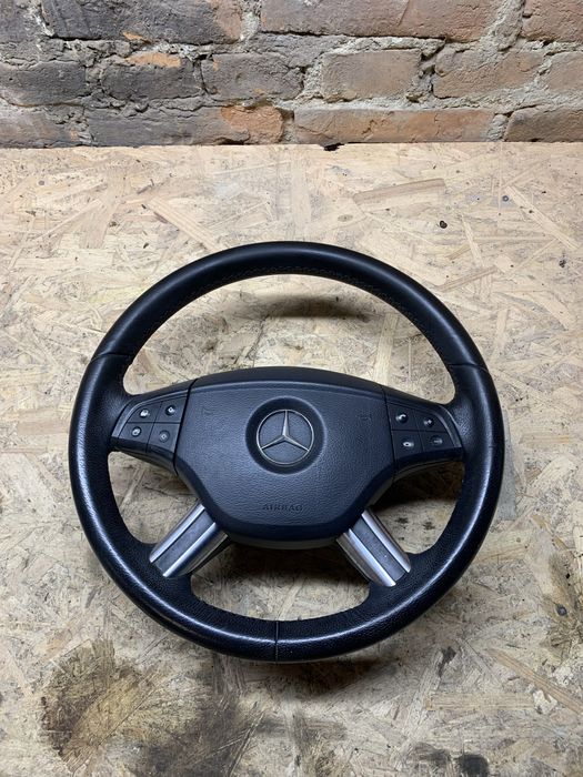 Руль подушка AIR BAG mercedes ML W164 хороший стан