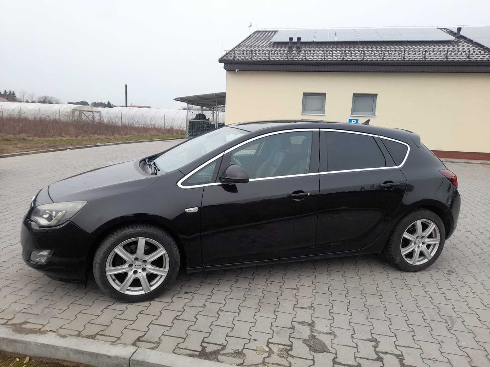 Opel Astra J 1.7 CDTI Sport Bogata wersja