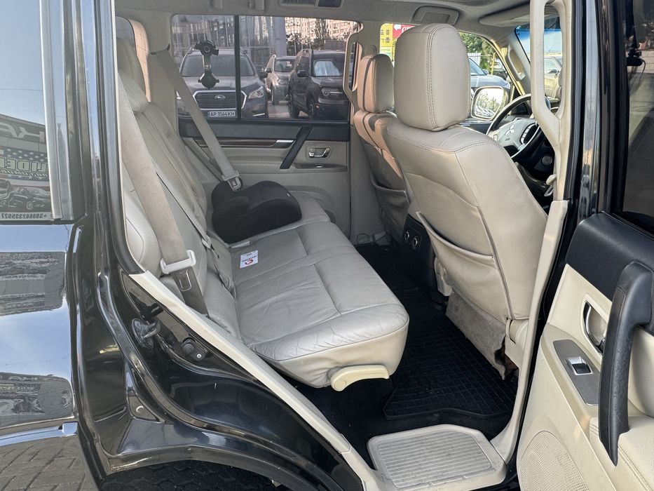 Mitsubishi Pajero Wagon 2007г 3.0 газ автомат 4х4