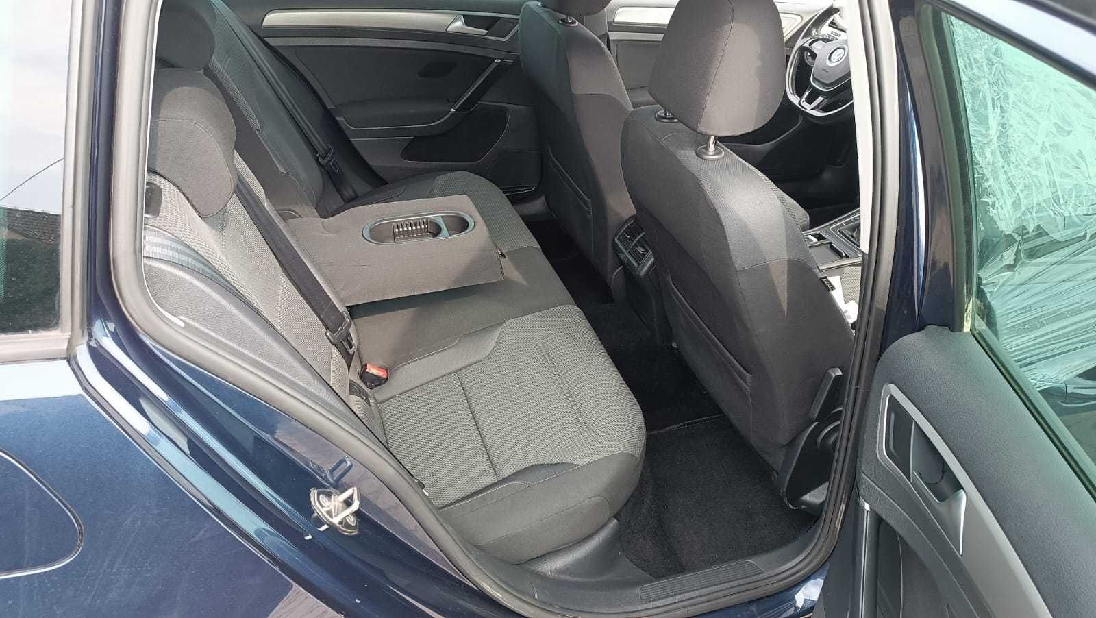 Vw Golf VII kombi fotele fotel kierowcy pasazera kanapa tapicerki