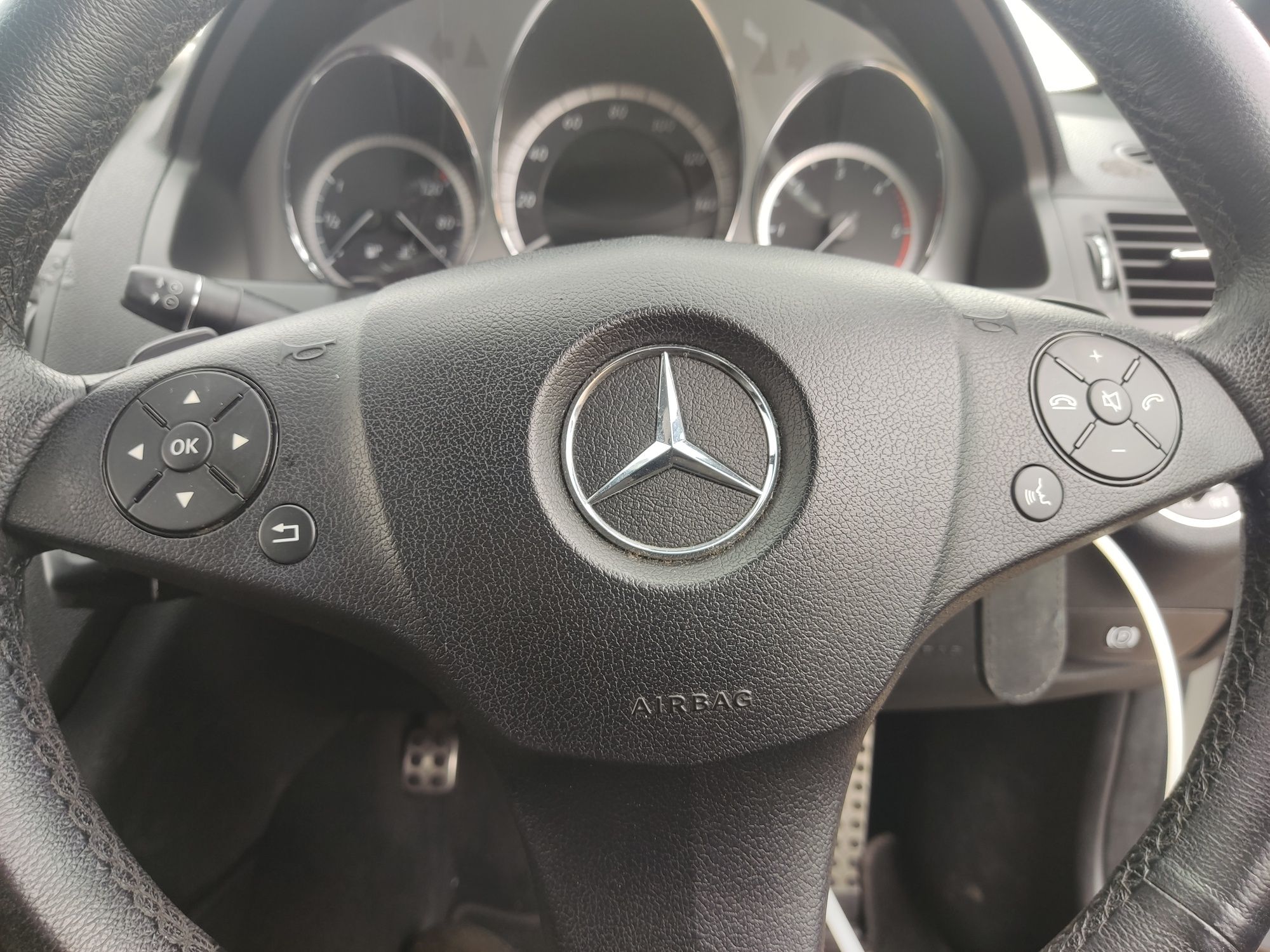 Kierownica Mercedes W204 AMG Łopatki F1 AIRBAG