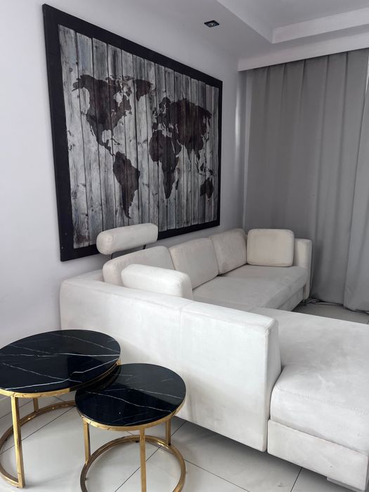 Transport Dowoz Naroznik sofa z funkcja spania poduchy kanapa