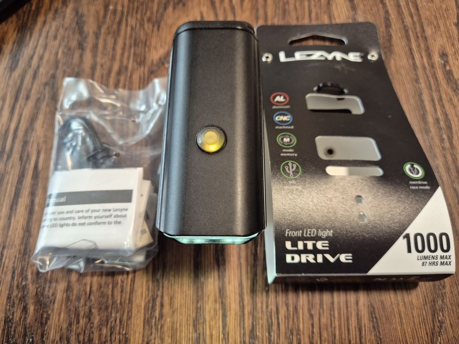 Велофара Lezyne LITE DRIVE 1000XL