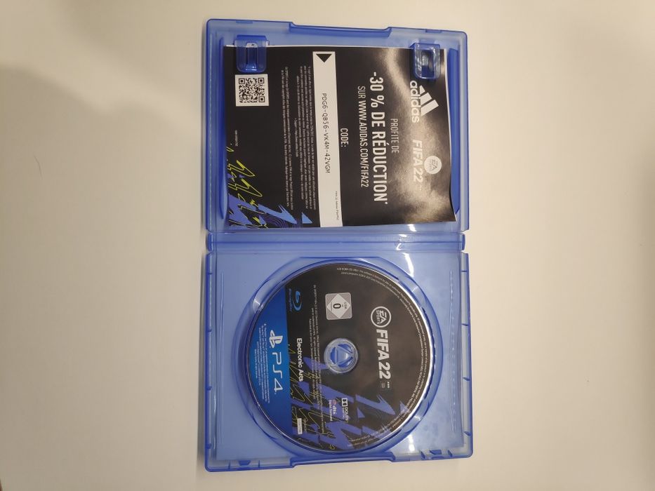 Consola PlayStation 4 (PS4) Slim completa + jogo