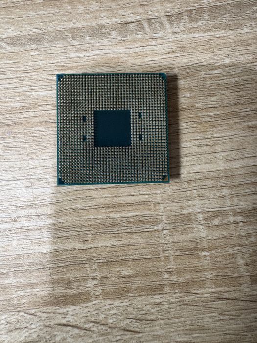 Ryzen 3 1200 Робочий