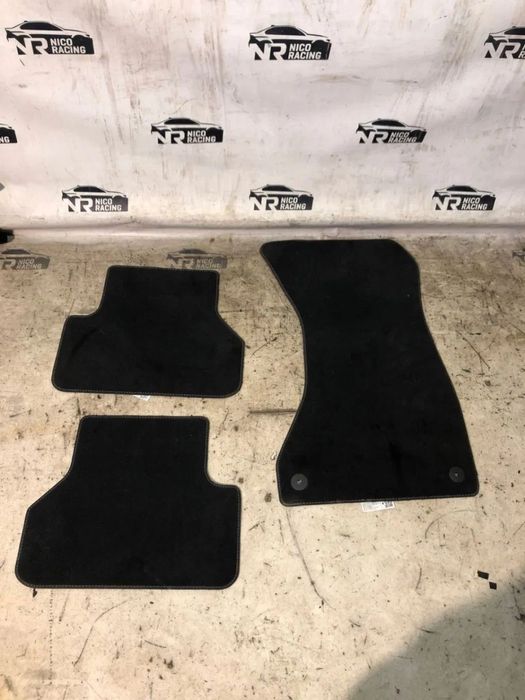 DYWANIKI WELUROWE AUDI A4 B9 AVANT ORYGINALNE