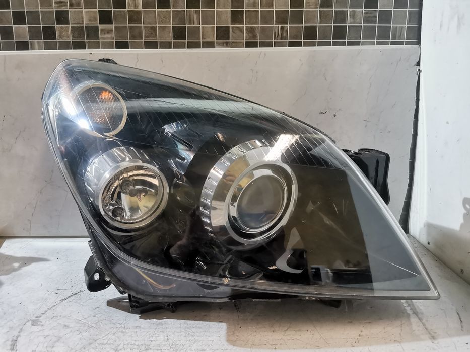 Stan BDB Lampa Bi Xenon Prawa Prawy Przód Opel Astra H III Europa