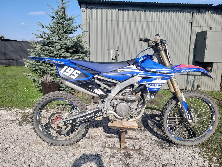 Sprzedam YZF 250 ROK 2017