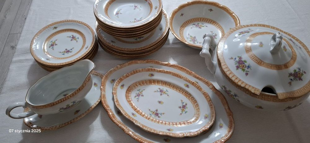Zestaw porcelanowy obiadowy