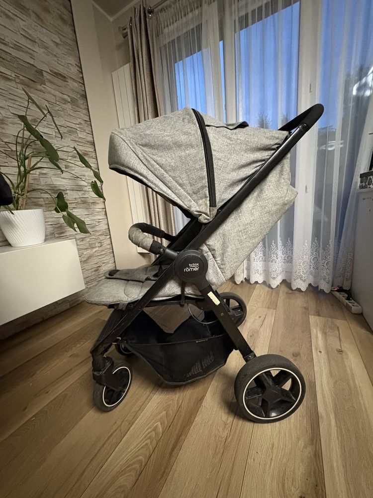 B-AGILE R Britax Romer Elephant Grey/Black wózek spacerowy spacerówka