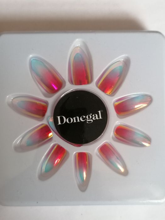 Sztuczne paznokcie z klejem Donegal 24 sztuki nowe