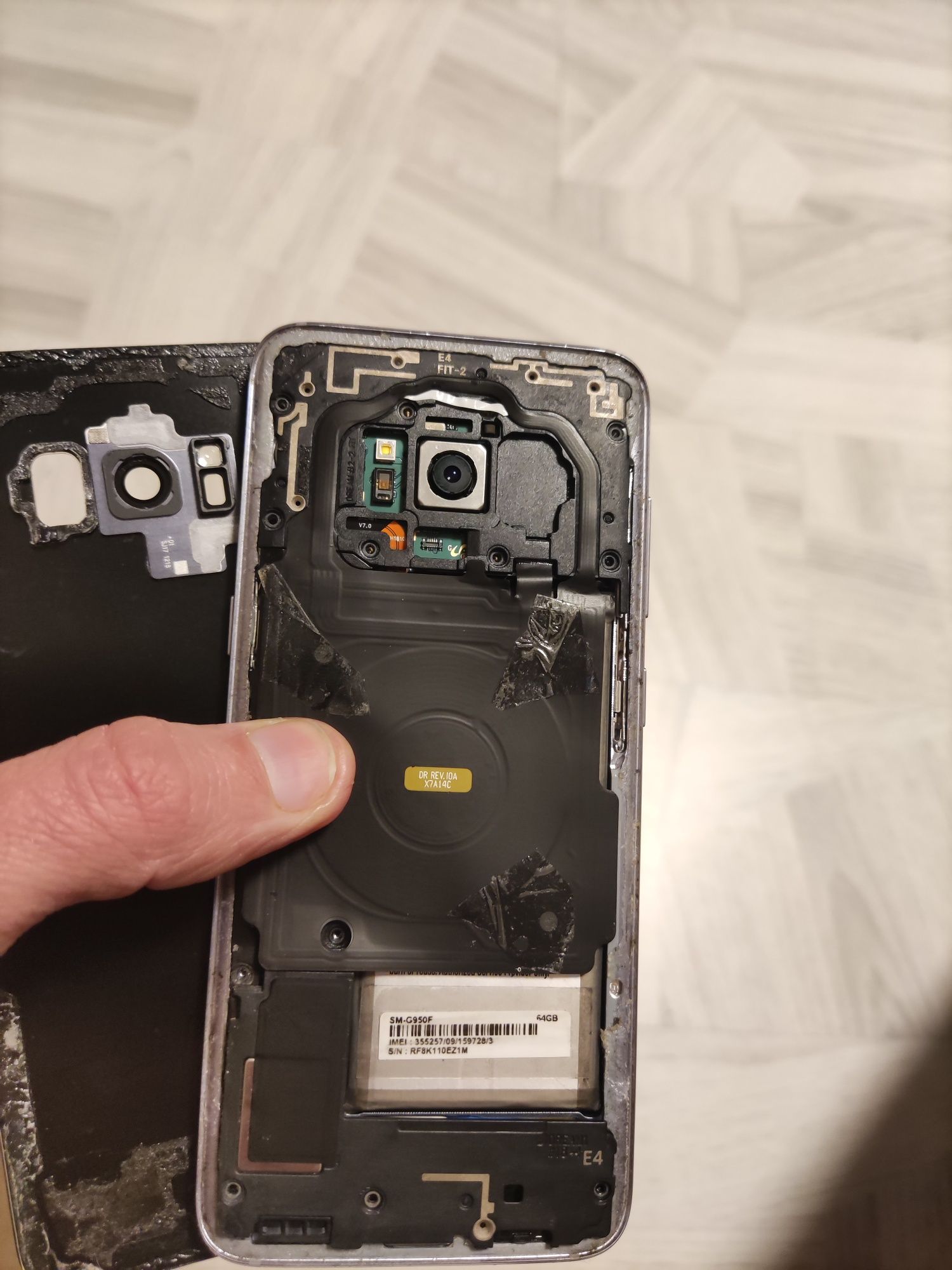 Samsung Galaxy S8 (SM-G950) по запчастям