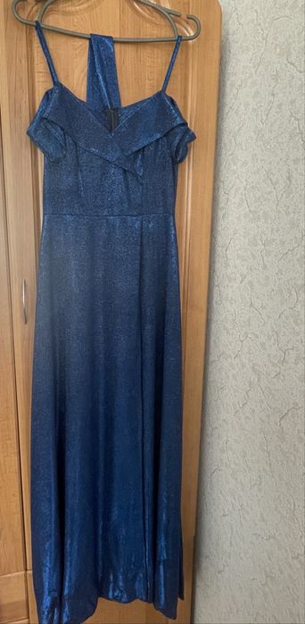 Продам випускну сукню