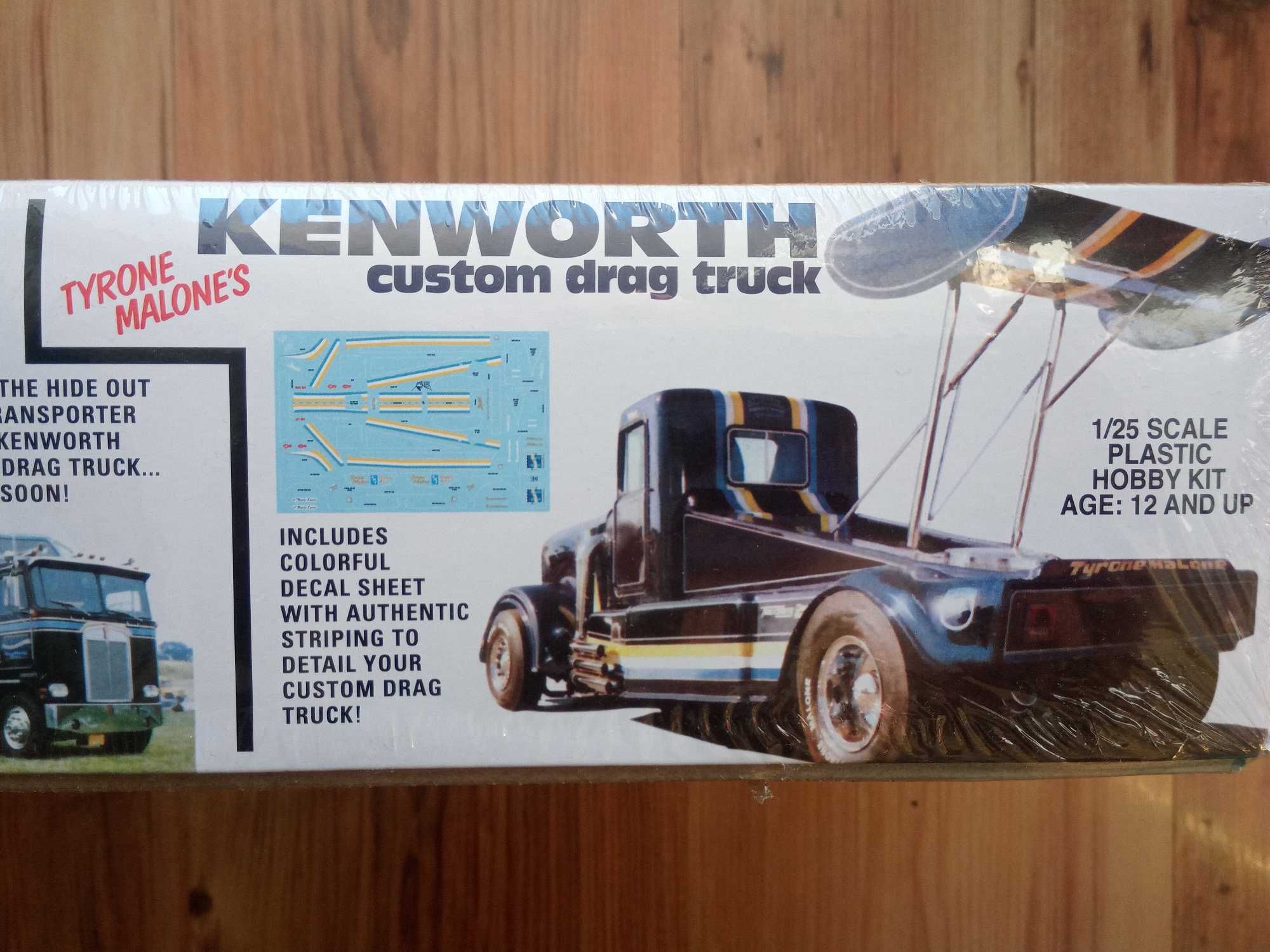 AMT 1157 - Tyrone Malone's Kenworth - 1/25 - Model do sklejania