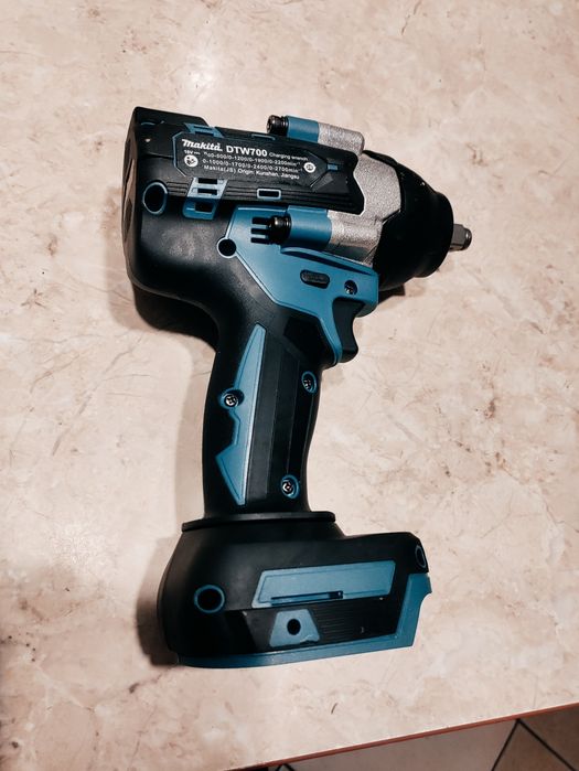 Klucz udarowy Makita DTW 700,1000nm