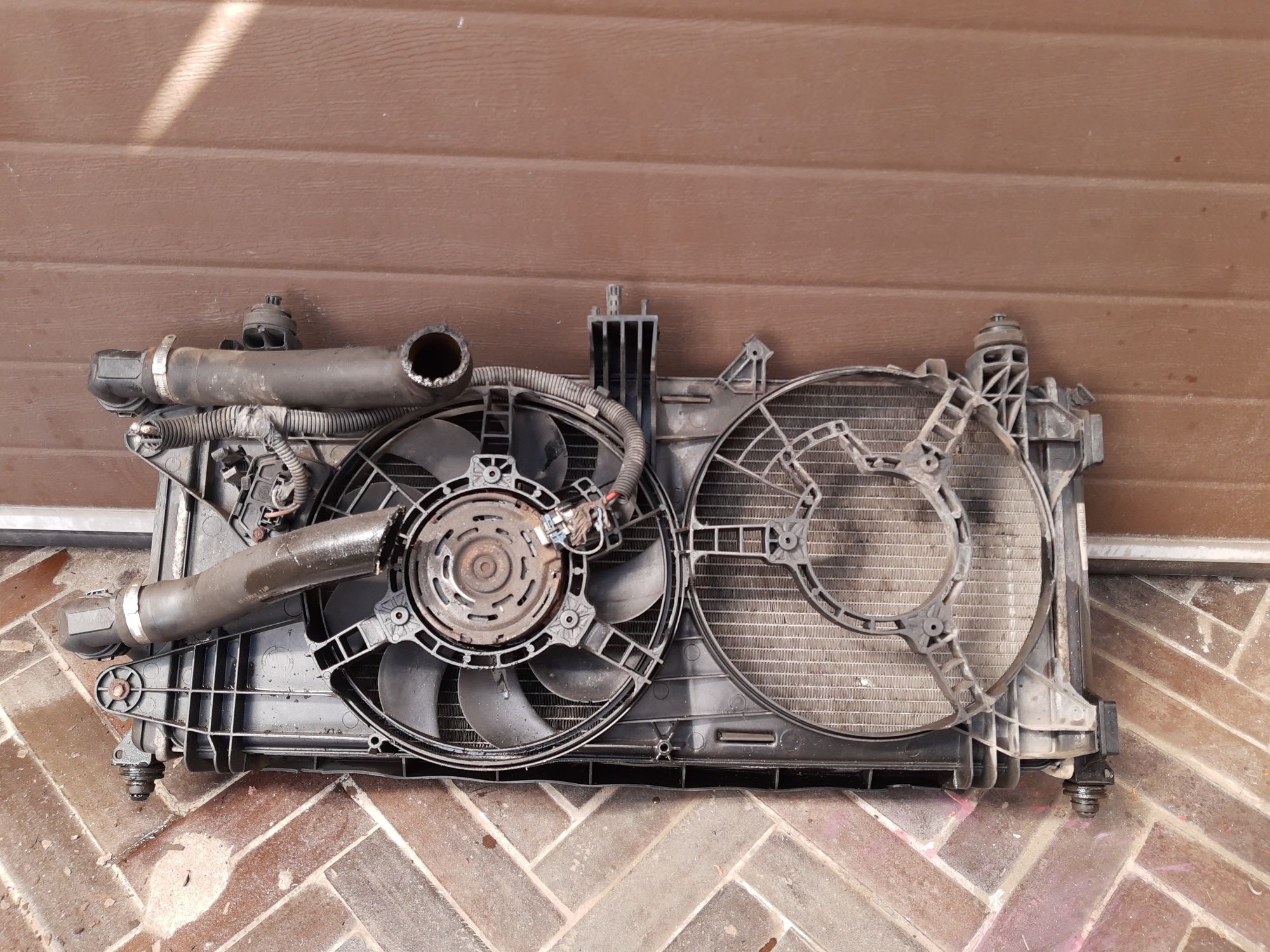 Fiat Doblo 1 lift 1.3 JTD chłodnica wody wentylator wysyłka