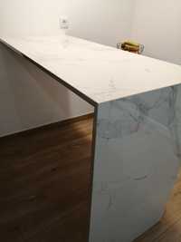 Península / secretaria em pedra marca DEKTON NATURA - 2 cm