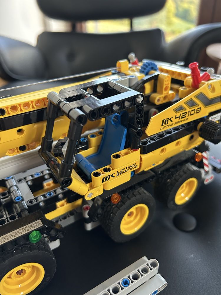 Klocki LEGO Technic 42108