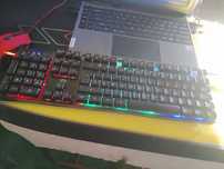 Teclado GXT gaming  v/led's
