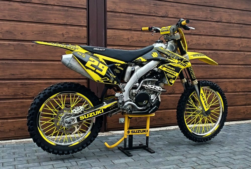2015 Suzuki RMZ 250 •Piękna •Wtrysk •Transport kxf crf yzf sxf 350 450