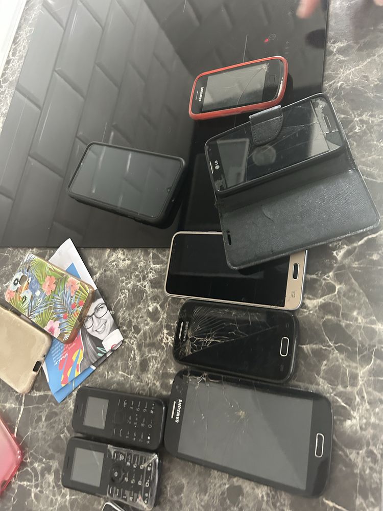 Telefony do naprawy samsung 6 szt