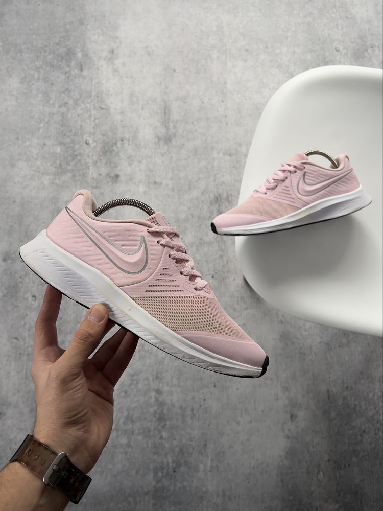 Оригінал! Жіночі кросівки Nike, Розмір 38 (24 см) Гарний стан!