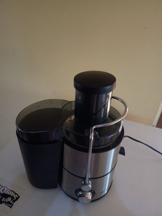 Sokowirówka wysokoobrotowy triomph z blenderem