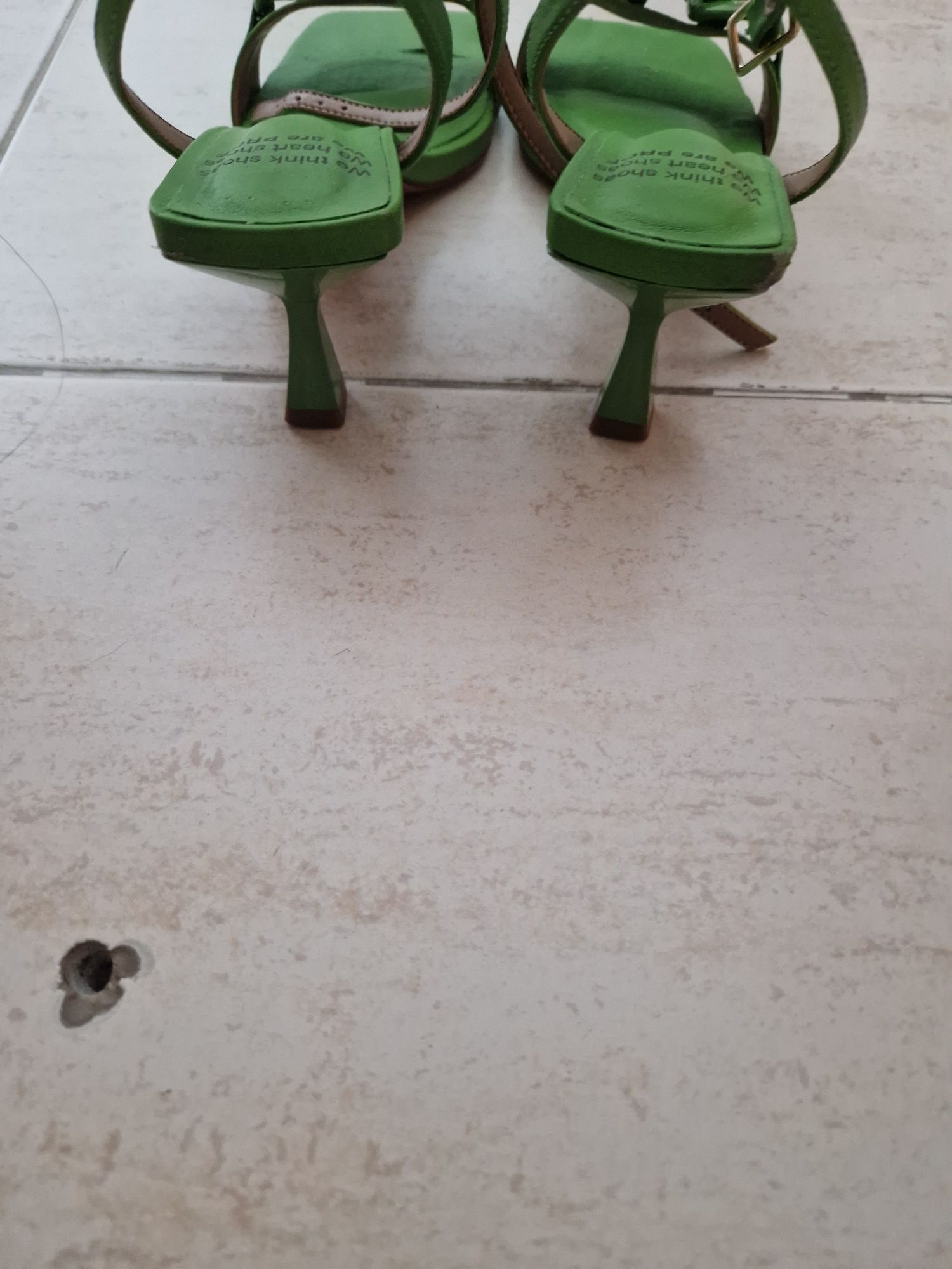 Sandalias  verdes