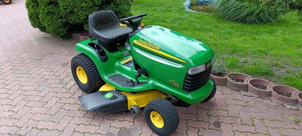 LT160 John Deere traktorek kosiarka boczny wyrzut 16KM pompa oleju