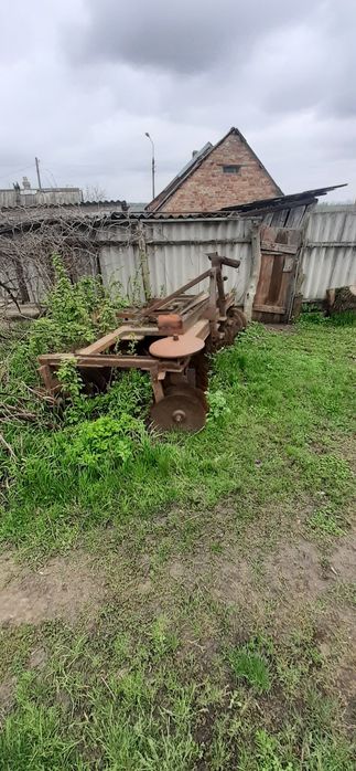 Дискова борона тракторна