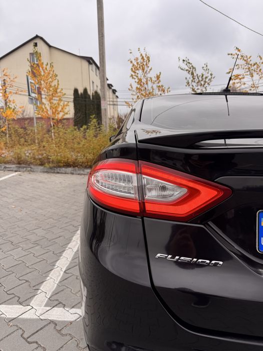 Ford Fusion 2.5 USA