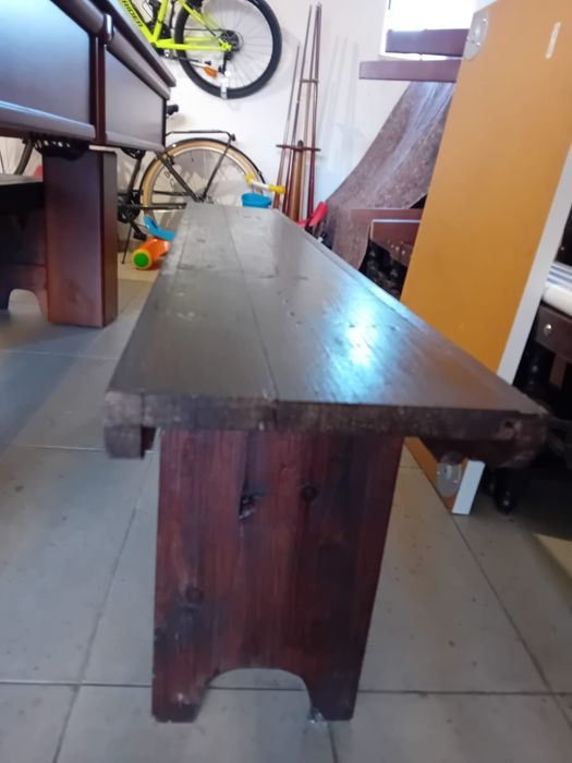 3 Bancos de madeira corridos