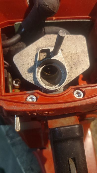 Продам бензопилу