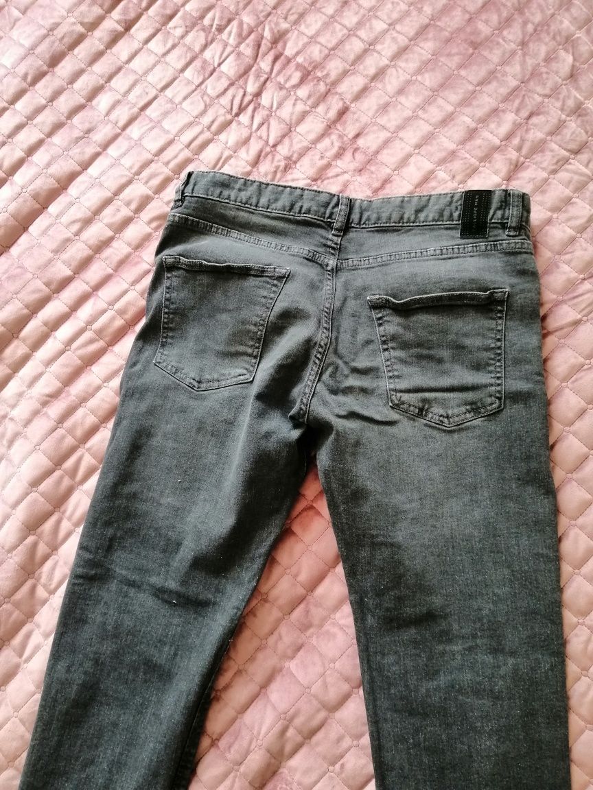Продам джинсы очень удобные